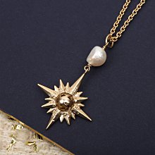 【少女館】新款芬迪戒指Fendi經典F字母 滿鑽 戒指精緻大方鏤空圖案鑲鑽戒指情侶對戒指環手飾WDF109 歷史價格詳細信息