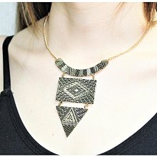 【藏寶古物】低價放閃~ 黃銅鎏金藏佛 【文殊菩薩】佛像 非常難得，高端大氣，器型厚重，形制端正，色澤雅緻 ‼ 歷史價格詳細信息