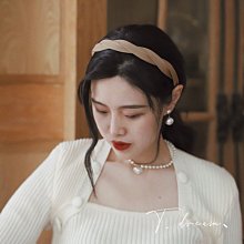 熱銷 伊甸園少女/吊帶碎花連衣裙女春夏天絲收腰長裙2023早春新款簡約 歷史價格詳細信息