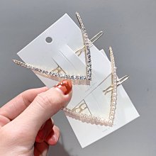 韓國簡約氣質閃耀輕奢珍珠鑽造型金屬鏤空時尚大抓夾鯊魚夾盤髮髮飾 歷史價格詳細信息