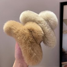 大號兔毛毛絨抓夾高級感秋冬髮夾女後腦勺2023新款高端鯊魚夾 歷史價格詳細信息