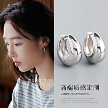 耳釘.耳環.品牌2022新款銀針雛菊花耳釘女防過敏耳環一款兩戴可調節耳飾    網路購。 歷史價格詳細信息