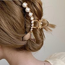 珍珠魚尾胸女高檔別小眾設計感胸花衣服配飾氣質領口防走光扣~告白氣球 歷史價格詳細信息