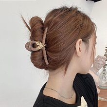 韓國 大號愛心弧度???? 消光啞金 抓夾 歷史價格詳細信息