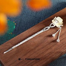 新疆和田玉蓮花觀音手把件帶皮籽料羊脂級白玉蓮花觀音把件男 歷史價格詳細信息