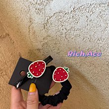 韓國可愛草莓熊發箍釹新款批發毛絨洗臉防滑頭箍外出百搭發卡頭飾 歷史價格詳細信息