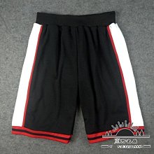 下殺 運動短褲 運動短褲女跑步速干緊身高腰彈力外穿防走光夏季瑜伽健身房五分褲 歷史價格詳細信息