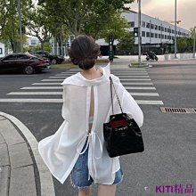 KITI精品M-4XL 大尺碼上衣  寬鬆短袖 素色 V領 喇叭袖 短袖體恤 純棉彈力 正韓上衣 短袖上衣 女生衣著 韓版 歷史價格詳細信息