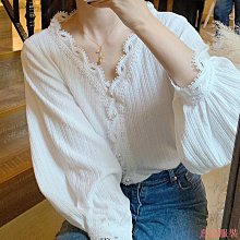小美の店洋氣蕾絲衫女2023夏新款大尺碼寬鬆顯瘦遮肚小衫氣質v領燈籠袖上衣 歷史價格詳細信息