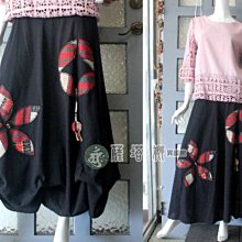 @_薩谷娜 : 請先問_獨家泰製_多款_v切陶領彩線刺繡後鬆緊荷葉邊削肩長洋裝 歷史價格詳細信息