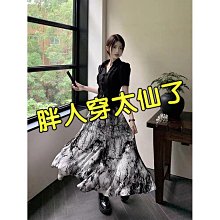 【歡迎光臨】短袖襯衫女 V領條紋襯衫 大尺碼夏季假兩件法式洋氣薄款小衫別緻設計感小眾套頭上衣 歷史價格詳細信息