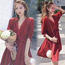 【歡迎光臨】M-4XL大尺碼衣著 大碼蕾絲吊帶上衣女網紅內搭爆款法式打底小背心帶胸墊外穿 歷史價格詳細信息