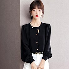 【歡迎光臨】設計感小眾2023夏季新款輕熟V領法式短袖襯衫女通勤簡約氣質上衣 歷史價格詳細信息