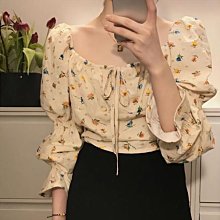 法式氣質緊身包臀方領裙子2023年夏季新款收腰修身辣妹連衣裙女裝 歷史價格詳細信息