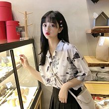 【歡迎光臨】韓系小清新碎花上衣法式復古氣質方領緊身短版泡泡袖襯衫春款女裝 歷史價格詳細信息