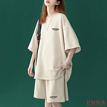 【歡迎光臨】 運動風泳衣女一整套夏季長袖防曬年輕學生平角保守遮肚顯瘦防走光 歷史價格詳細信息