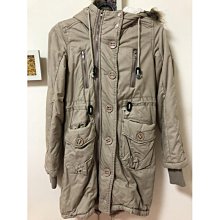 @莓之屋@EMPORIO ARMANI 亞曼尼 二手 女用錶 酒桶錶 正品 附證明書 錶 2800元 歷史價格詳細信息