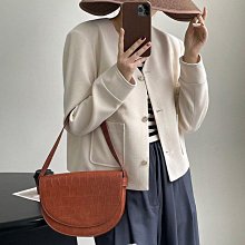 夏裝女裝香芋紫設計感小眾復古泡泡袖紫色碎花上衣bm娃娃領襯衫 歷史價格詳細信息