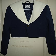 【出清】 義大利製，美國 Calvin Klein 三宅一生風特殊竹葉立體摺疊女恤衫，正面底暗磚紅配淡紫竹葉，內面淡紫色，尺寸S碼有彈 DKNY whiple 歷史價格詳細信息