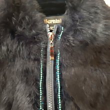 貝爾尼斯｛BERNIS}荔枝紋牛皮/方塊夾心拉鍊小方包 歷史價格詳細信息