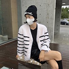 正韓～雲朵。韓國設計師品牌紫色系小香毛呢風外套 歷史價格詳細信息