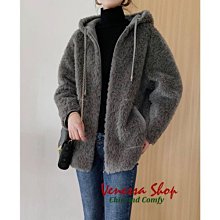 歐單 MO 新款 輕奢華麗 名媛小香風 重手工珍珠點綴 寬鬆廓型 溫暖舒適綿羊毛外套 兩色 (V872) 歷史價格詳細信息