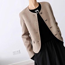 ＊有間衣飾＊2023秋季新品 多層感剪裁設計蝙蝠袖型外套 歷史價格詳細信息