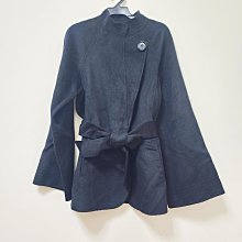 【JAEGER】灰底白灰黑紅條紋牛角扣排小劍領外套 歷史價格詳細信息