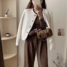 ❄️專業沙龍❄️RENATA 蕾娜塔 ROCK 搖滾造型噴霧 持久霧感塑定噴霧 霧感 造型 定型噴霧 定型液 歷史價格詳細信息