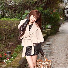 全新轉賣 韓國 Dashing Diva Glaze 凝膠美甲貼 指甲貼片 美甲貼片 指甲彩繪DIY 需照燈-經典Hello Kitty 50週年三麗鷗2025 歷史價格詳細信息