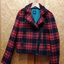 Gap 紅白格紋絨布面長袖襯衫,尺寸M,肩寬47cm,胸寬57cm,少穿降價大出清 歷史價格詳細信息