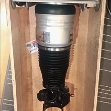 VW AUDI PORSCHE 2004年～2010年955系列CAYENNE Q7 TOUAREG 前氣壓避震器 左／右 副廠件 價格比較,價格查詢,歷史價格詳細信息