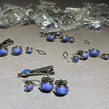 日本回流胸針首飾手刻紋鐵地象嵌金月輪形花朵圖117 歷史價格詳細信息