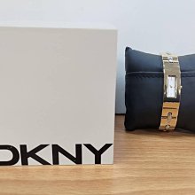 DKNY 女 黑色素面造型直筒長褲/S 號 歷史價格詳細信息