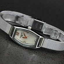 稀有暢銷商品  ITALERI 1/9 英軍凱旋牌 古董軍用機車 #7402 歷史價格詳細信息