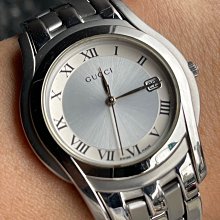 GUCCI 古馳. 特殊時尚款白鋼大錶徑/ 機械自動 如新品 已預定 * 歷史價格詳細信息
