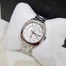 現貨GUCCI Dive 陶瓷圈 白色面錶盤 銀色不鏽鋼錶帶 石英 男士手錶 YA136302 歷史價格詳細信息