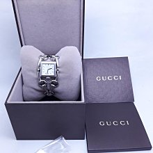 【Jessica潔西卡小舖】古馳GUCCI(1500L)細長方形經典粉色面白鋼手環石英女錶 歷史價格詳細信息