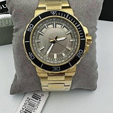 GUESS 金色皮革壓紋鍊帶手抓包 歷史價格詳細信息