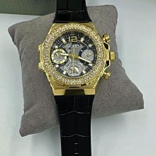 GUESS黑色小手提包(漆皮) 歷史價格詳細信息