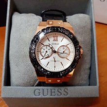 GUESS黑色小手提包(漆皮) 歷史價格詳細信息