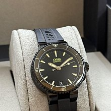 Oris Aquis 豪利時 時間之海 規格：錶徑45.5mm 不含龍頭 不銹鋼自動錶 歷史價格詳細信息