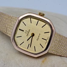 《寶萊精品》Omega 歐米茄金黃方角型石英男子錶 歷史價格詳細信息