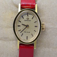 《寶萊精品》Omega 歐米茄金黃方角型石英男子錶 歷史價格詳細信息