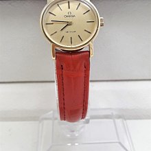 【Jessica潔西卡小舖】CHARRIOL夏利豪石英女錶,~附原裝錶盒及吊牌 歷史價格詳細信息