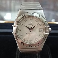 (J12) 男童~GILDAN 藍色圓領休閒短袖T恤~XS(160/76A)~99元起標~ 歷史價格詳細信息