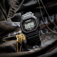 X-SHOCK 微笑x耶穌 文字 字母 反光 OVERSIZE 落肩 短T - 黑/白 歷史價格詳細信息