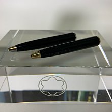 萬寶龍MONTBLANC Sartorial匠心系列六角星LOGO前口袋設計防刮小牛皮拉鍊長夾(黑/附名片夾) 歷史價格詳細信息
