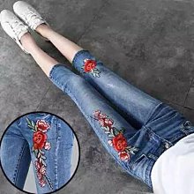 牛仔短褲女五分褲2024春夏新款修身顯瘦時尚淺色破洞毛邊休閒褲潮 歷史價格詳細信息