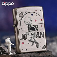 眾信優品 Zippo打火機風眷套裝煤油防風旗艦正品仿古銀徽章男友節日禮物-好康 HJ1329 歷史價格詳細信息